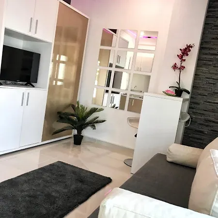 City Garden Black Sea מלון דירות