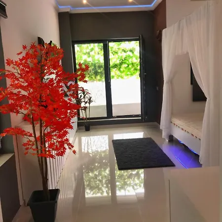 City Garden Black Sea מלון דירות 3*