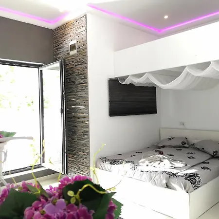 City Garden Black Sea מלון דירות קונסטנצה